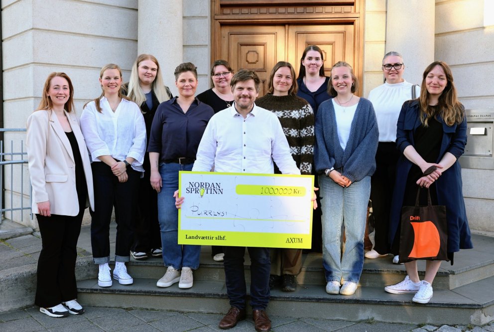 Páll Þór Ingvarsson sigurvegari Norðansprotans ásamt öðrum þátttakendum keppninnar