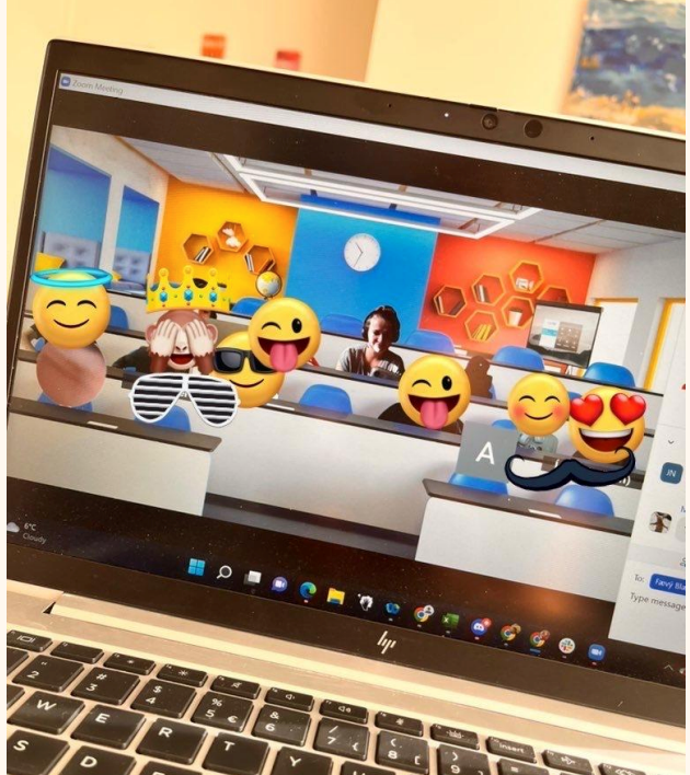 Félagsmiðstöð í skýjunum