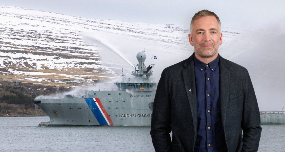 Samsett mynd. Ljósmyndina af varðskipinu Þór á Akureyri tók Hilmar Friðjónsson.