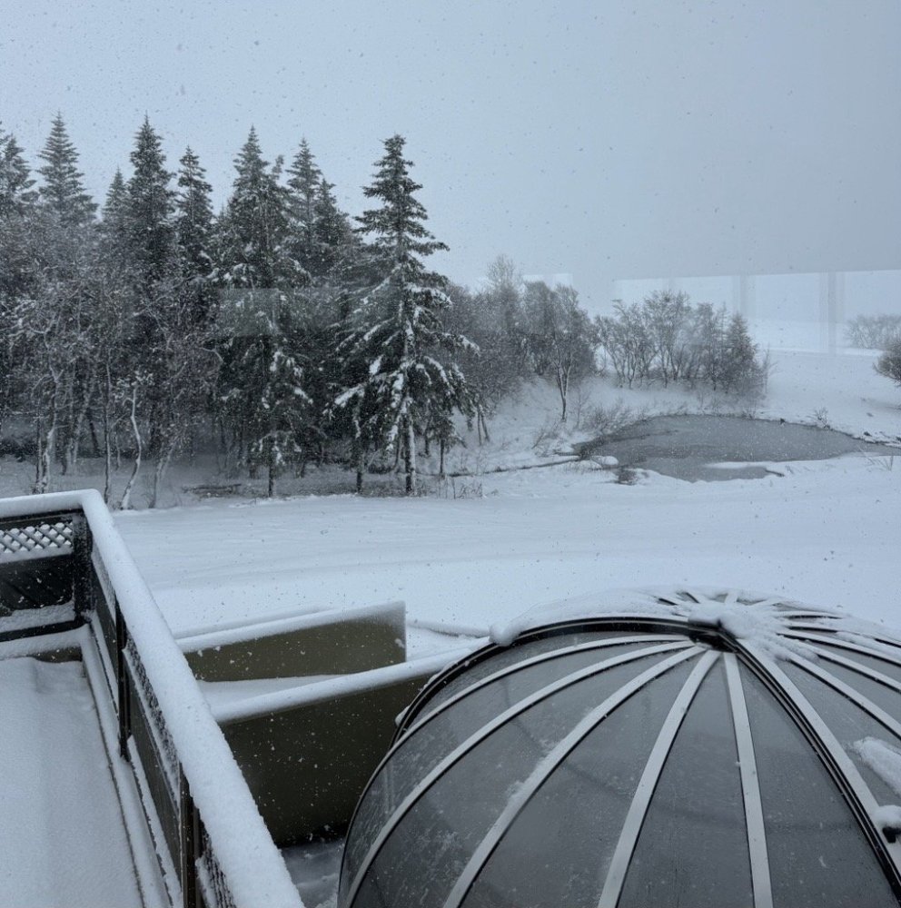 Þrátt fyrir snjókomu í morgun mæta fulltrúar sveitarfélaga og samstarfsaðilar brosandi til leiks.