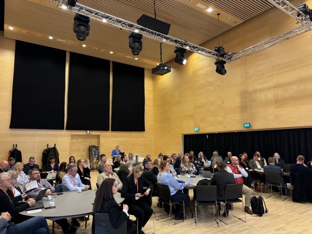 Þingið er afar vel sótt.