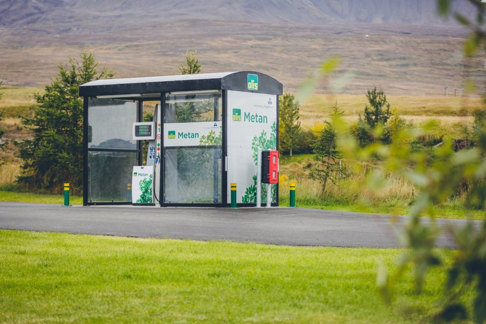 Almenningssamgöngur austan Tjörnes- könnun