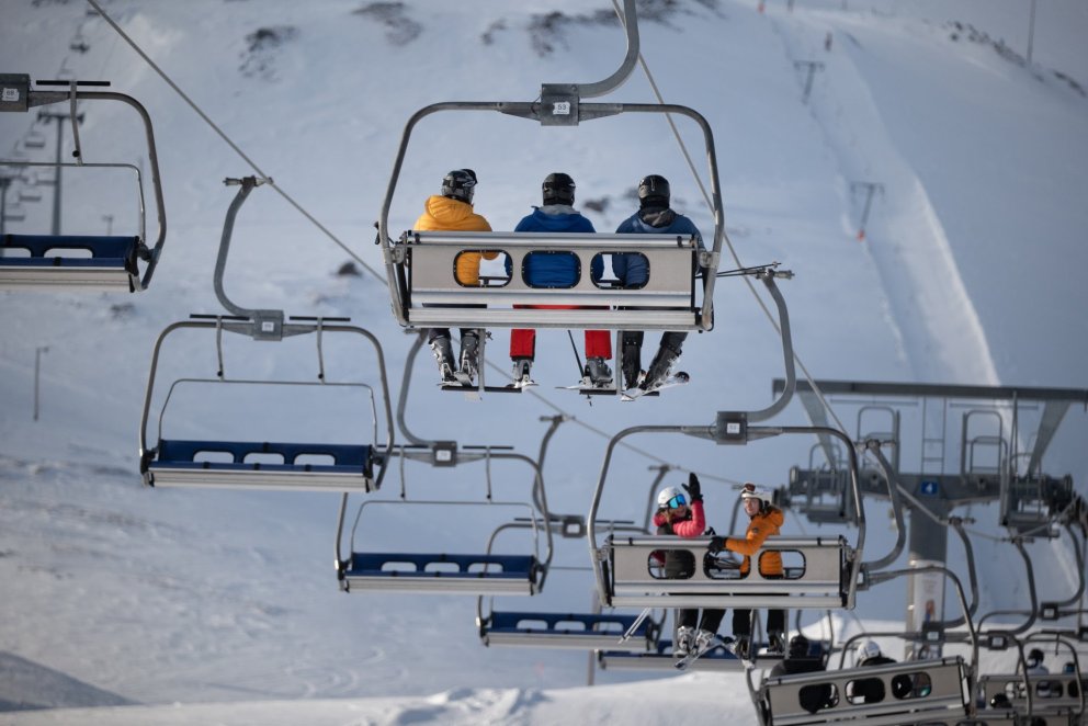 Á skíðum skemmti ég mér trallalala ...