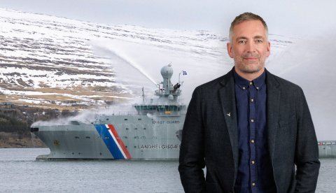 Samsett mynd. Ljósmyndina af varðskipinu Þór á Akureyri tók Hilmar Friðjónsson.