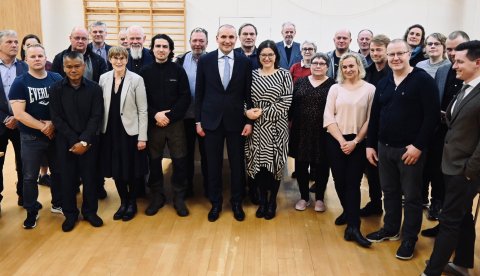Forsetahjón með íbúum Bakkafjarðar. 